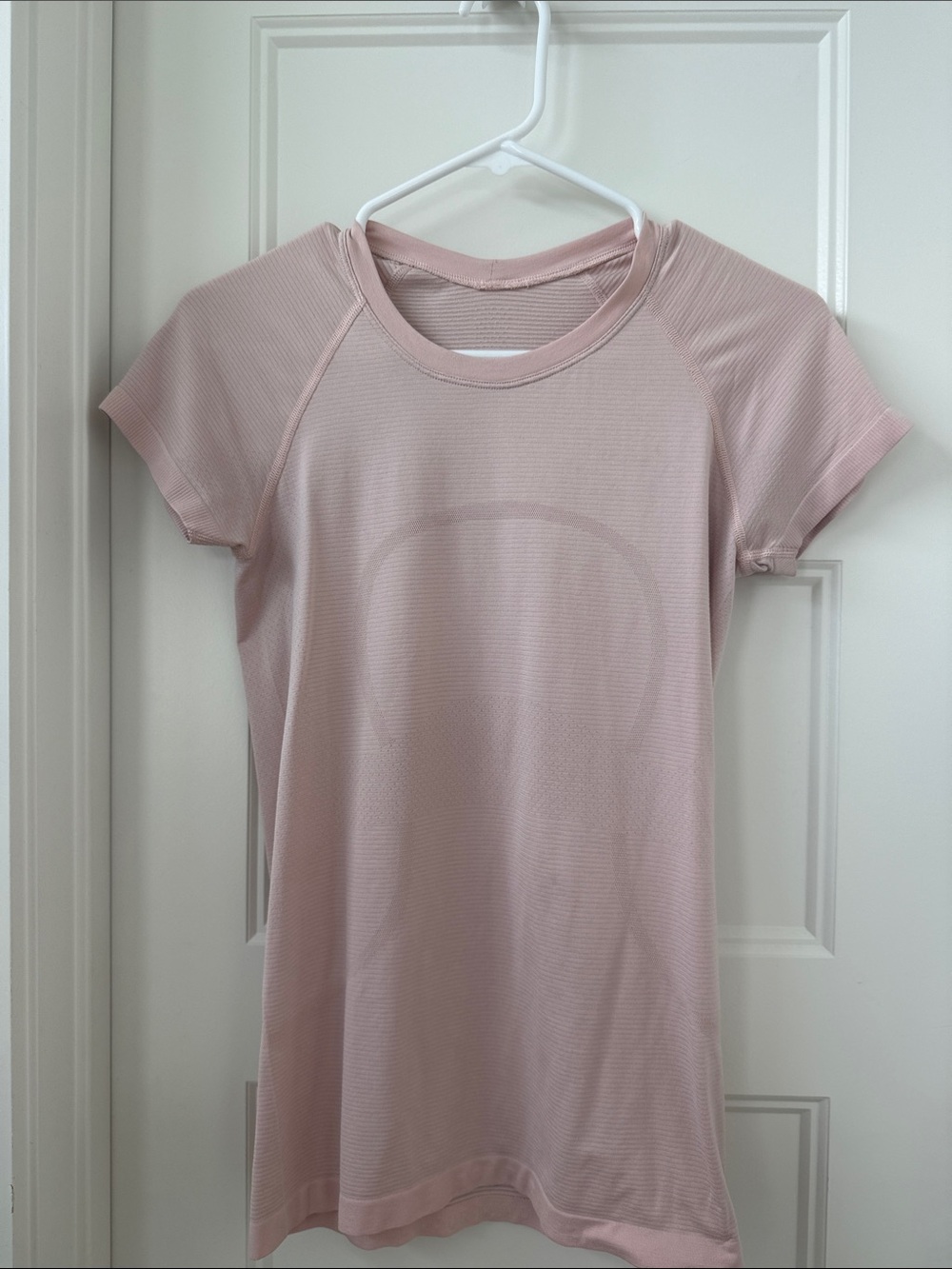 lululemon athletica Short Sleeve Tee in Light Pink